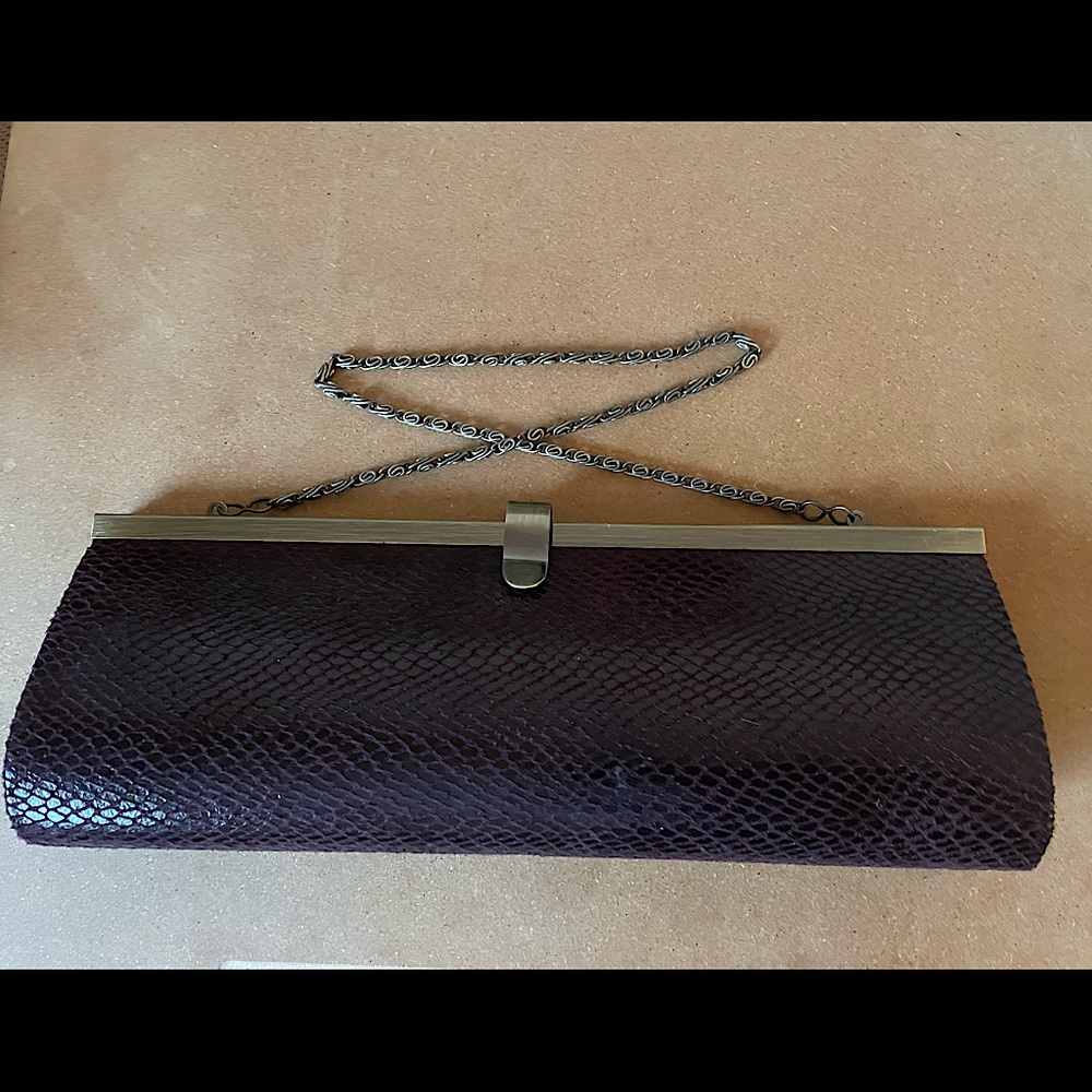 EUC Chinese Laundry brown clutch bag with chain.
